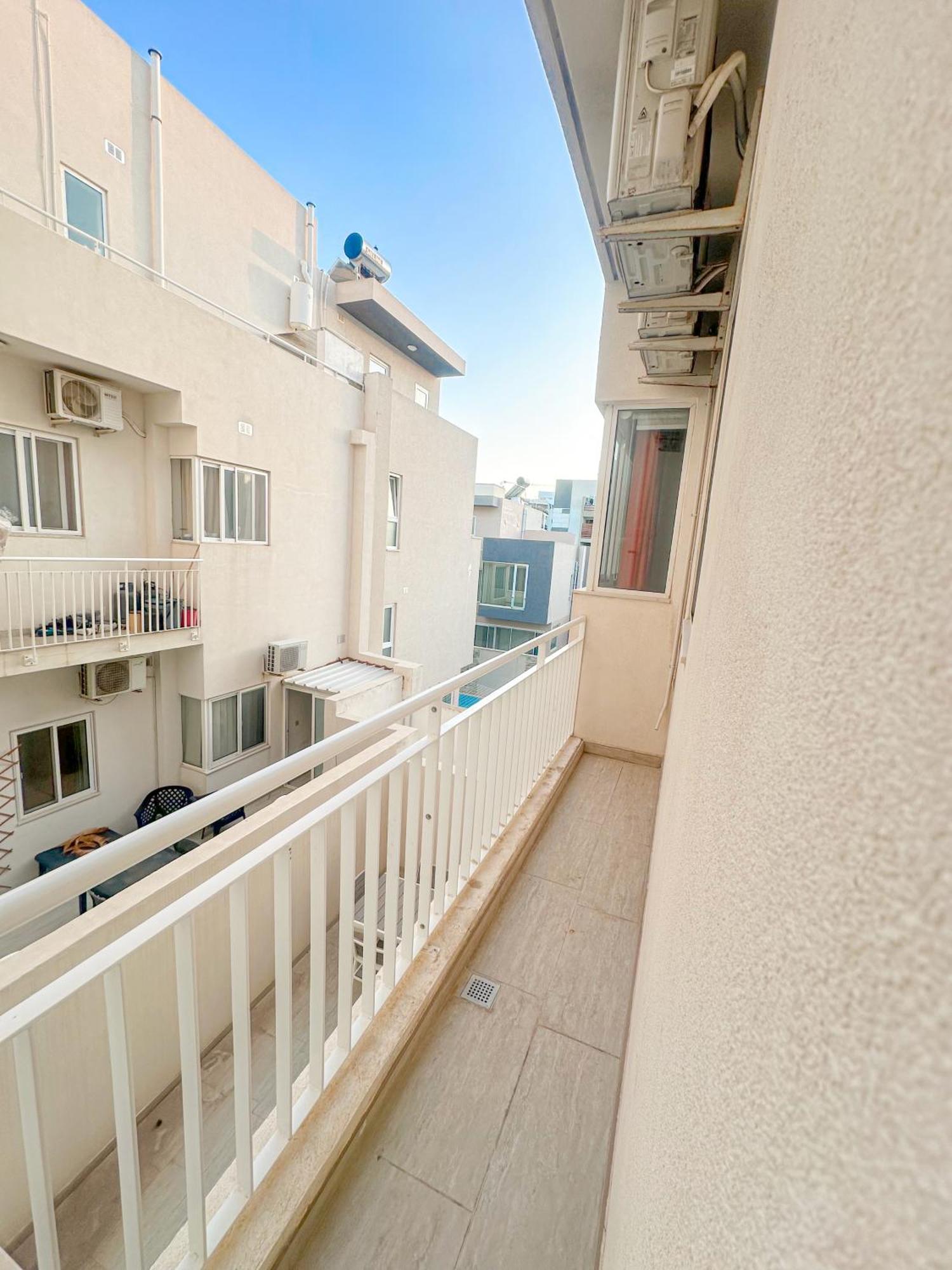 Lovely Room Next To St Julians Is-Swieqi Exterior photo